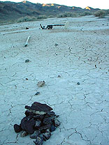 cluster of Nevada meteorite fragments in-situ